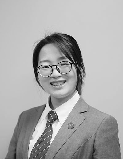 陈 佳